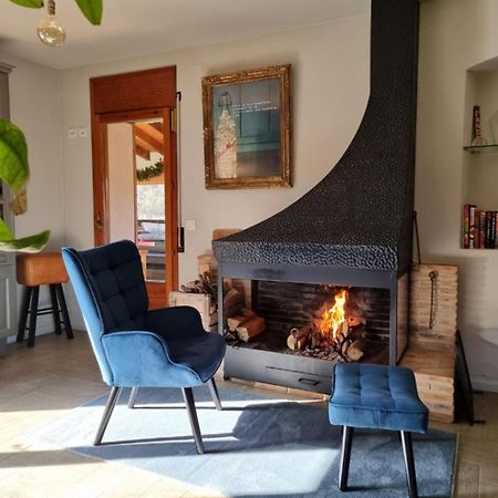 Harveys Homestay - Adults Only Mieres  Bagian luar foto