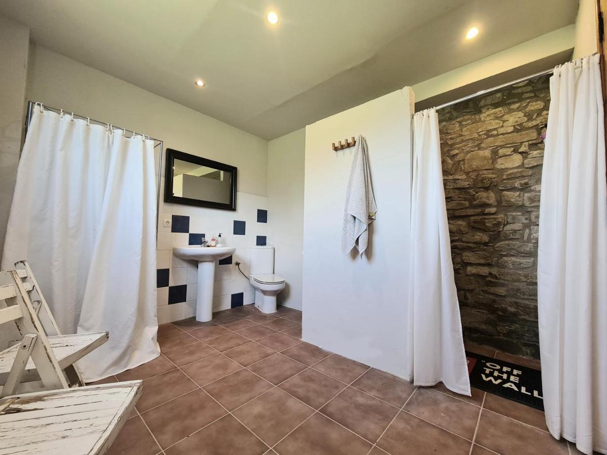 Harveys Homestay - Adults Only Mieres  Bagian luar foto