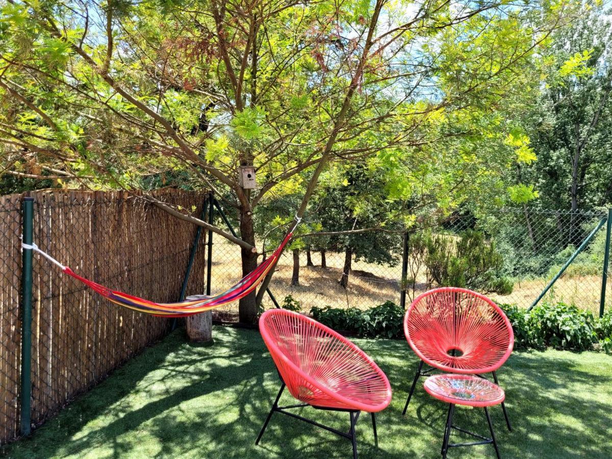 Harveys Homestay - Adults Only Mieres  Bagian luar foto